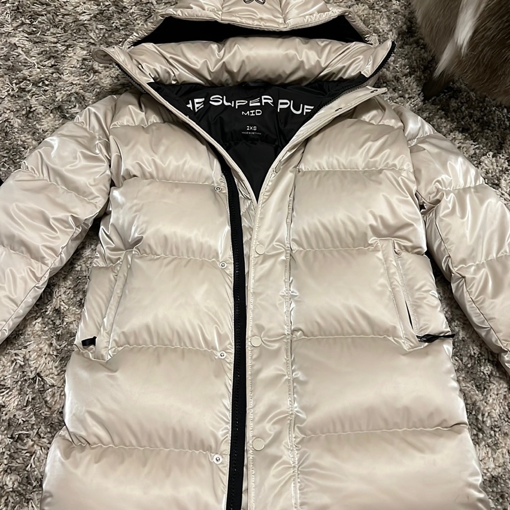 Aritzia Super Puff Mid-Length Jacket